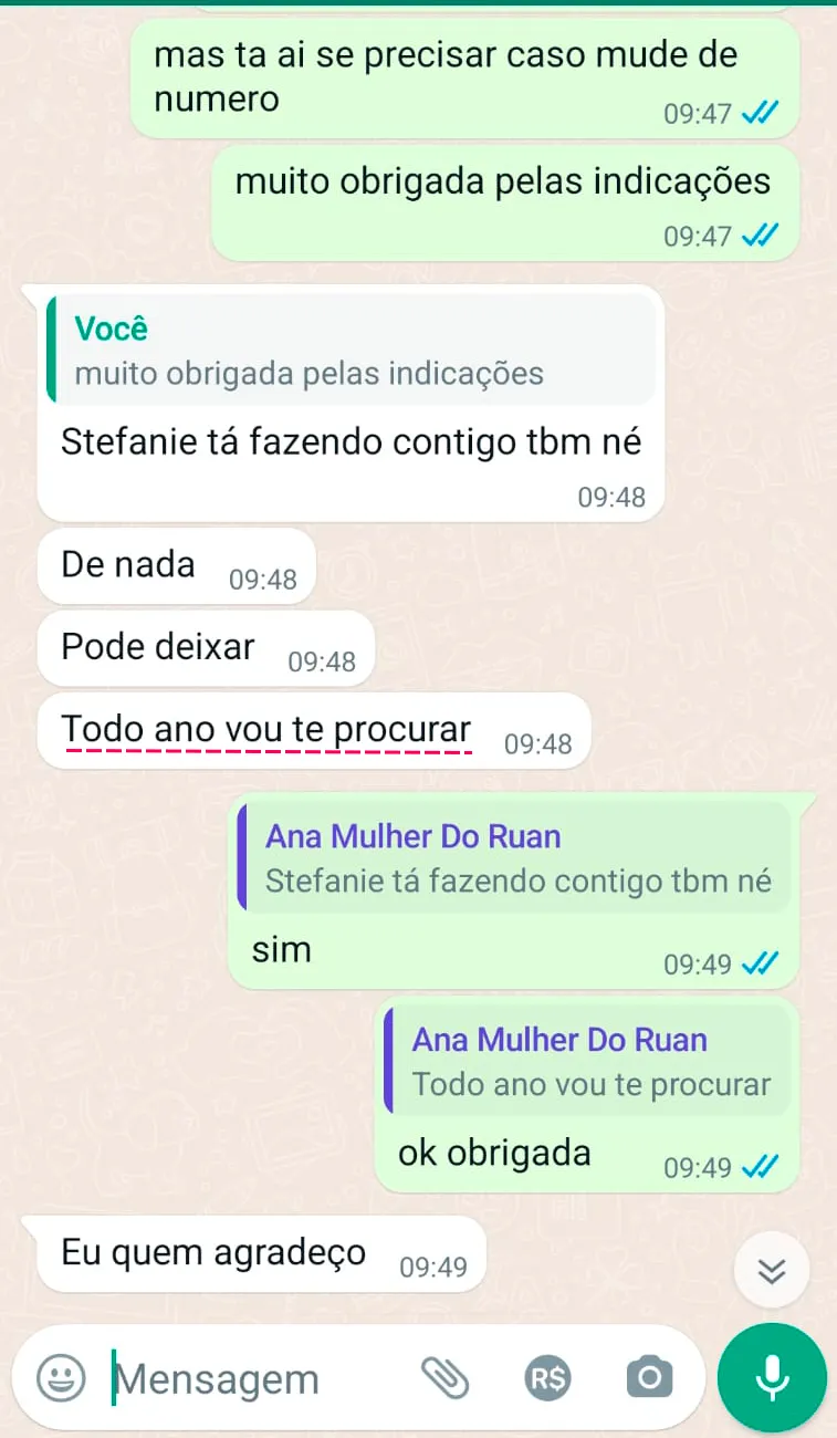 Conversa de WhatsApp em que uma cliente agradece a paciência e diz que recomenda sempre quando pedem indicação de contador.